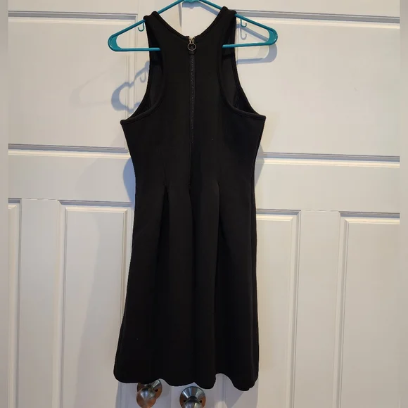 Athleta En route scuba dress - Picture 5 of 6